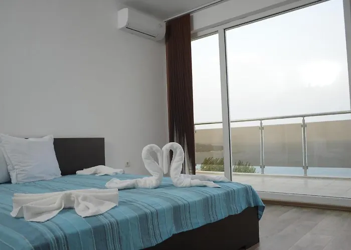 вили момчил * Балчик