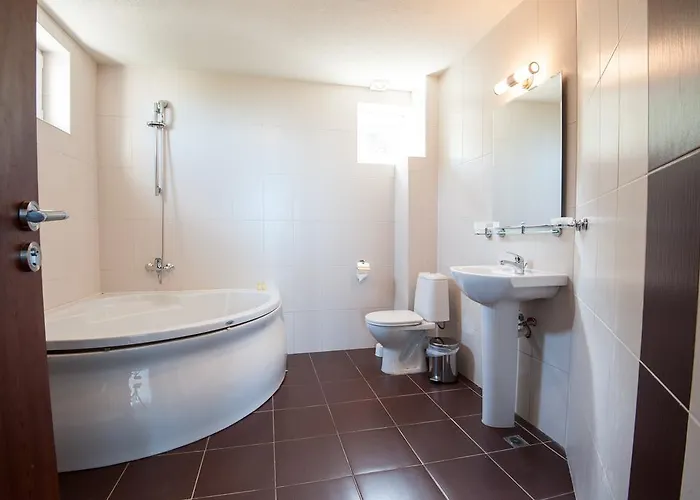 Momchil Villas * Baltschik